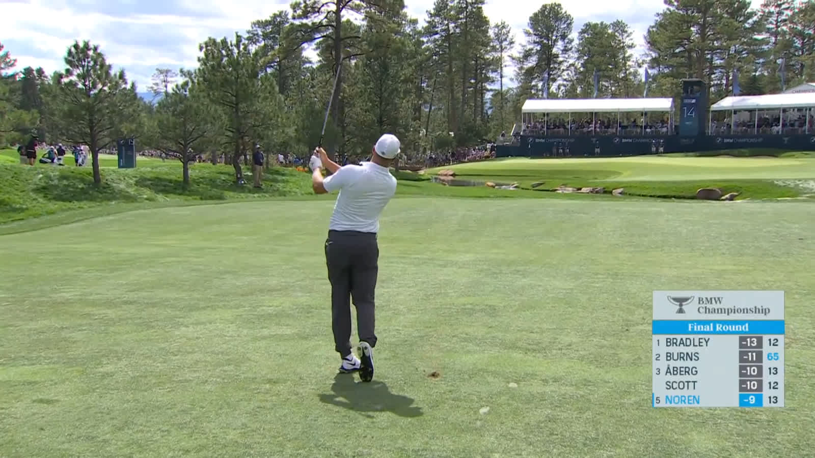 Alex Noren spins approach, which sets up birdie at BMW Championship