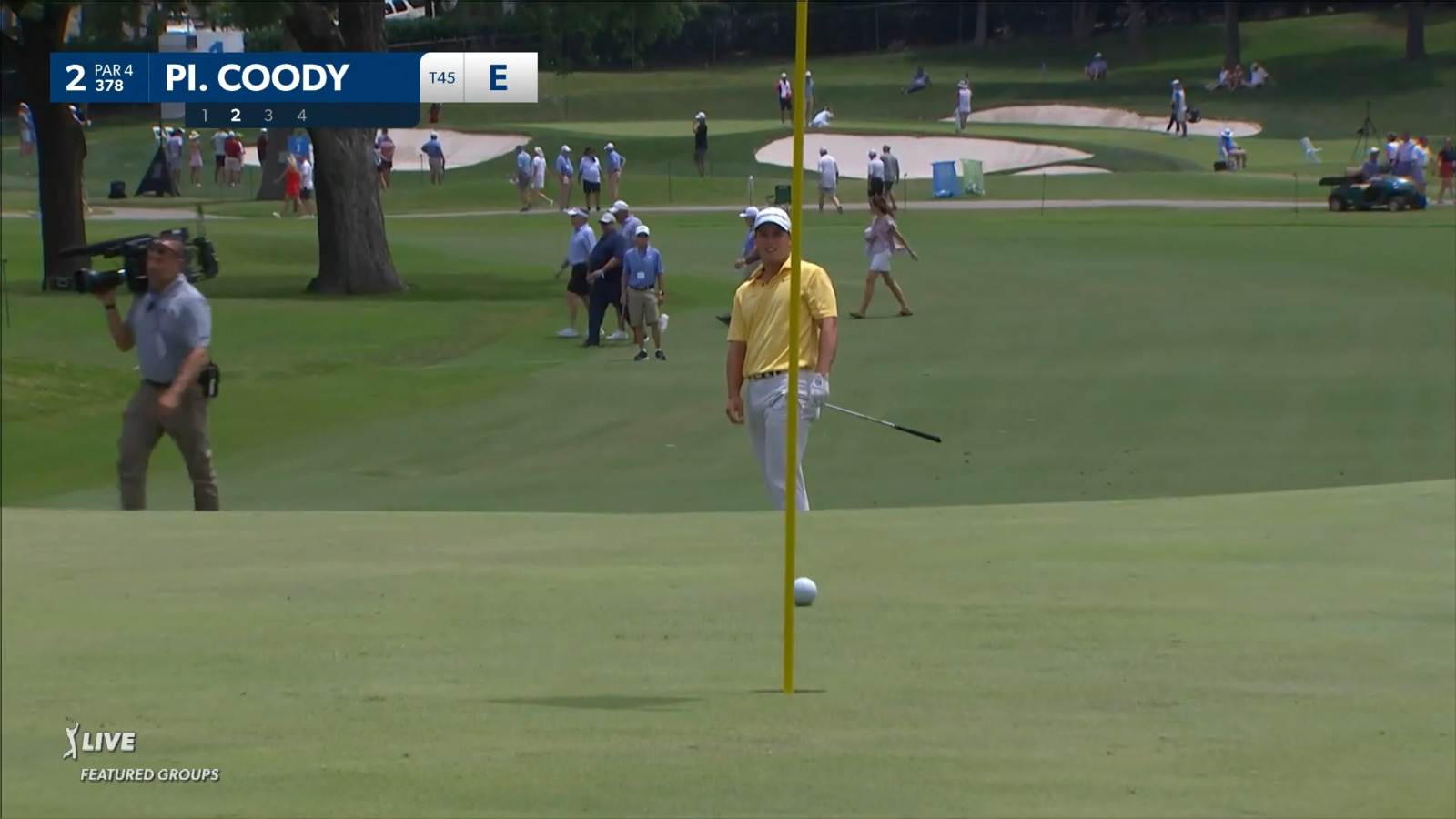 Pierceson Coody chips it tight to set up birdie at Charles Schwab