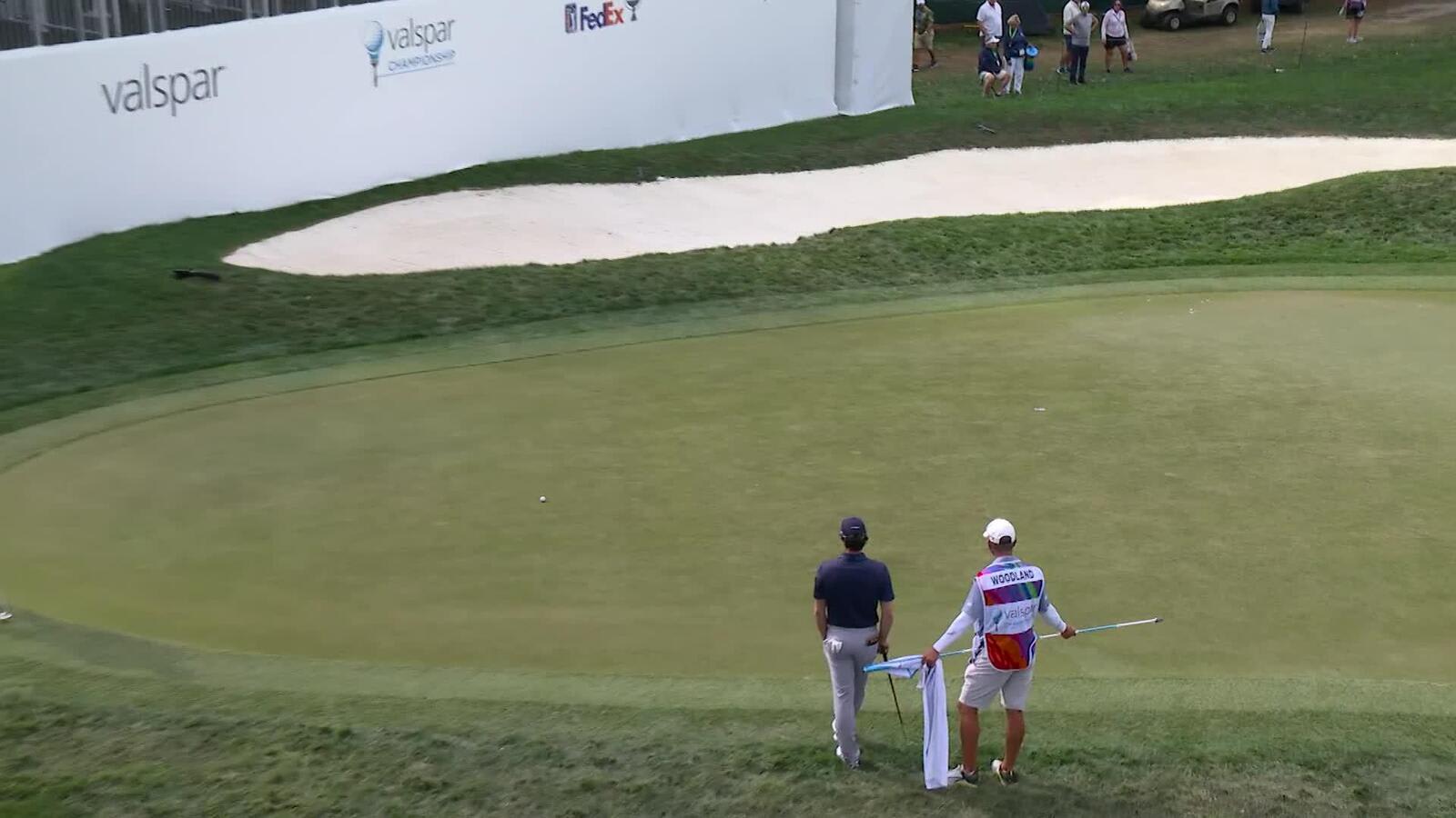 Gary Woodland holes out 35-foot shot for birdie on No. 16 at Valspar