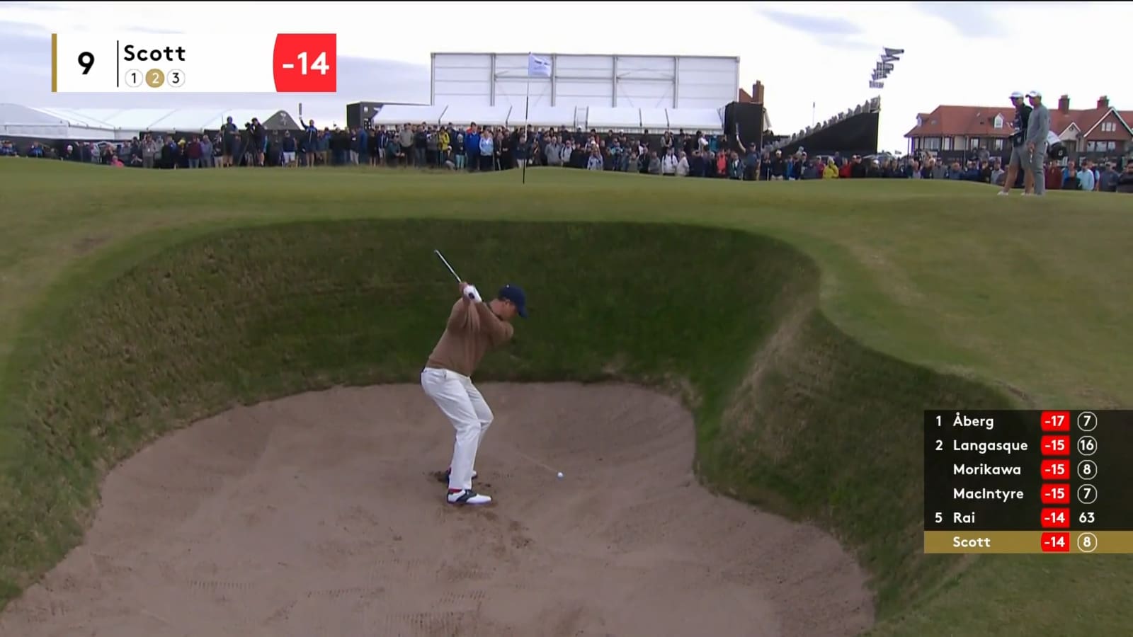 Adam Scott chip in from bunker for birdie at Genesis Scottish Open