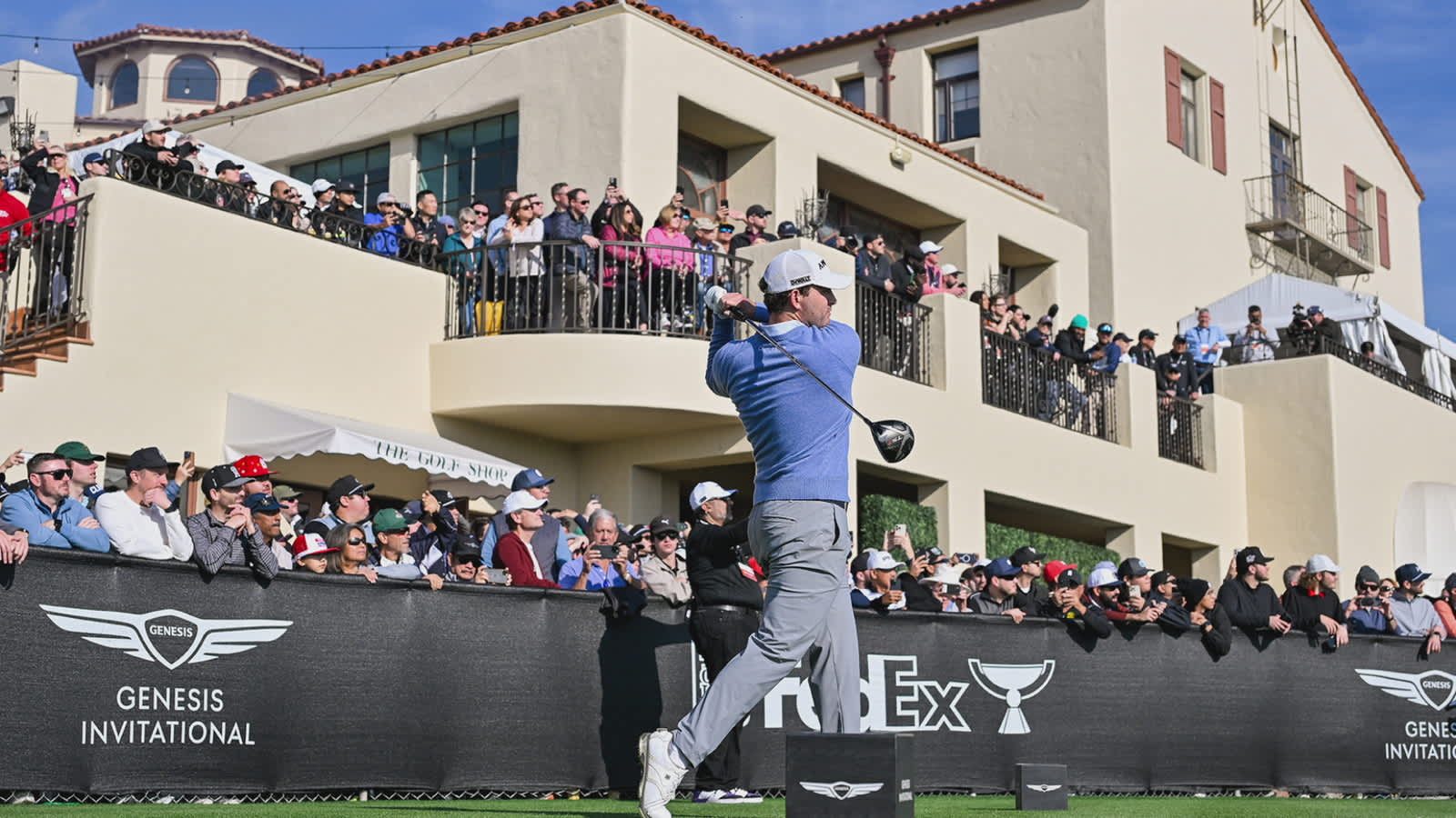 Patrick Cantlay takes the early lead at Genesis