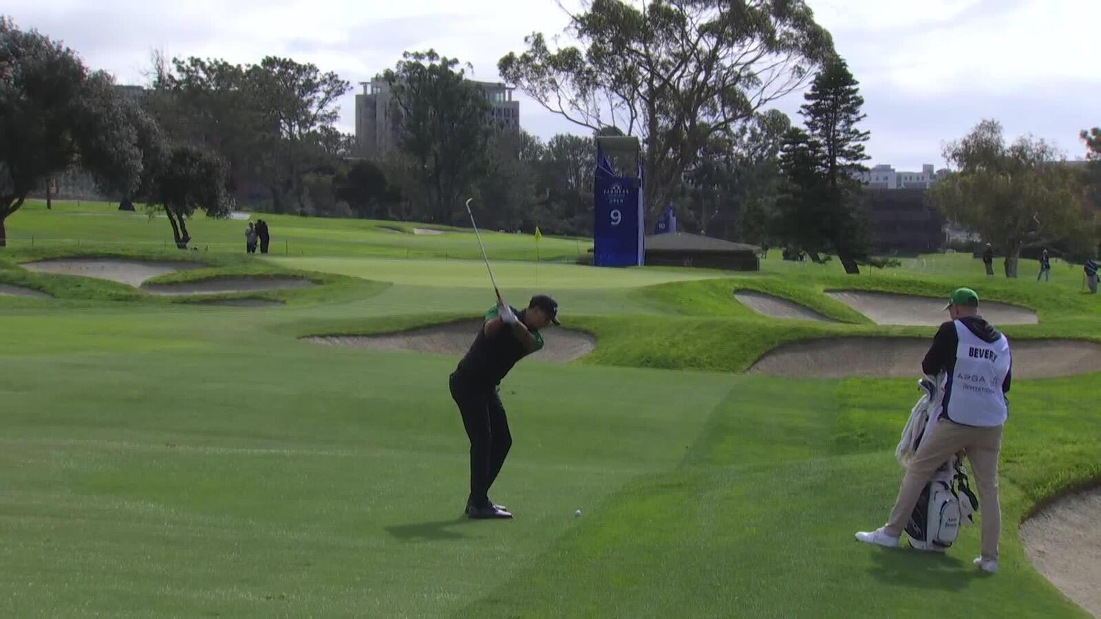 Aaron Beverly's nice approach leads to birdie at APGA Farmers