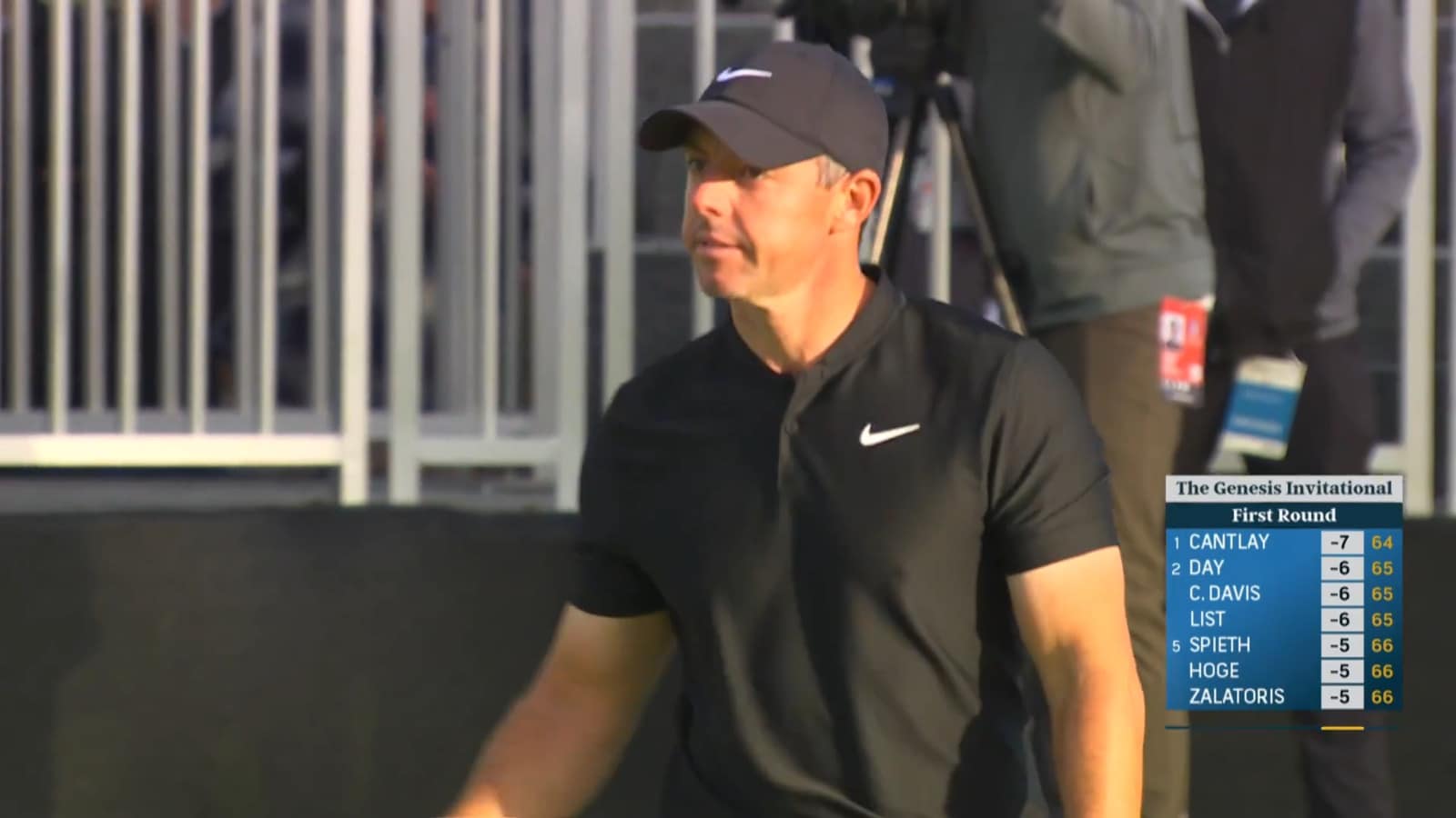 Rory McIlroy reaches in two setting up birdie at Genesis