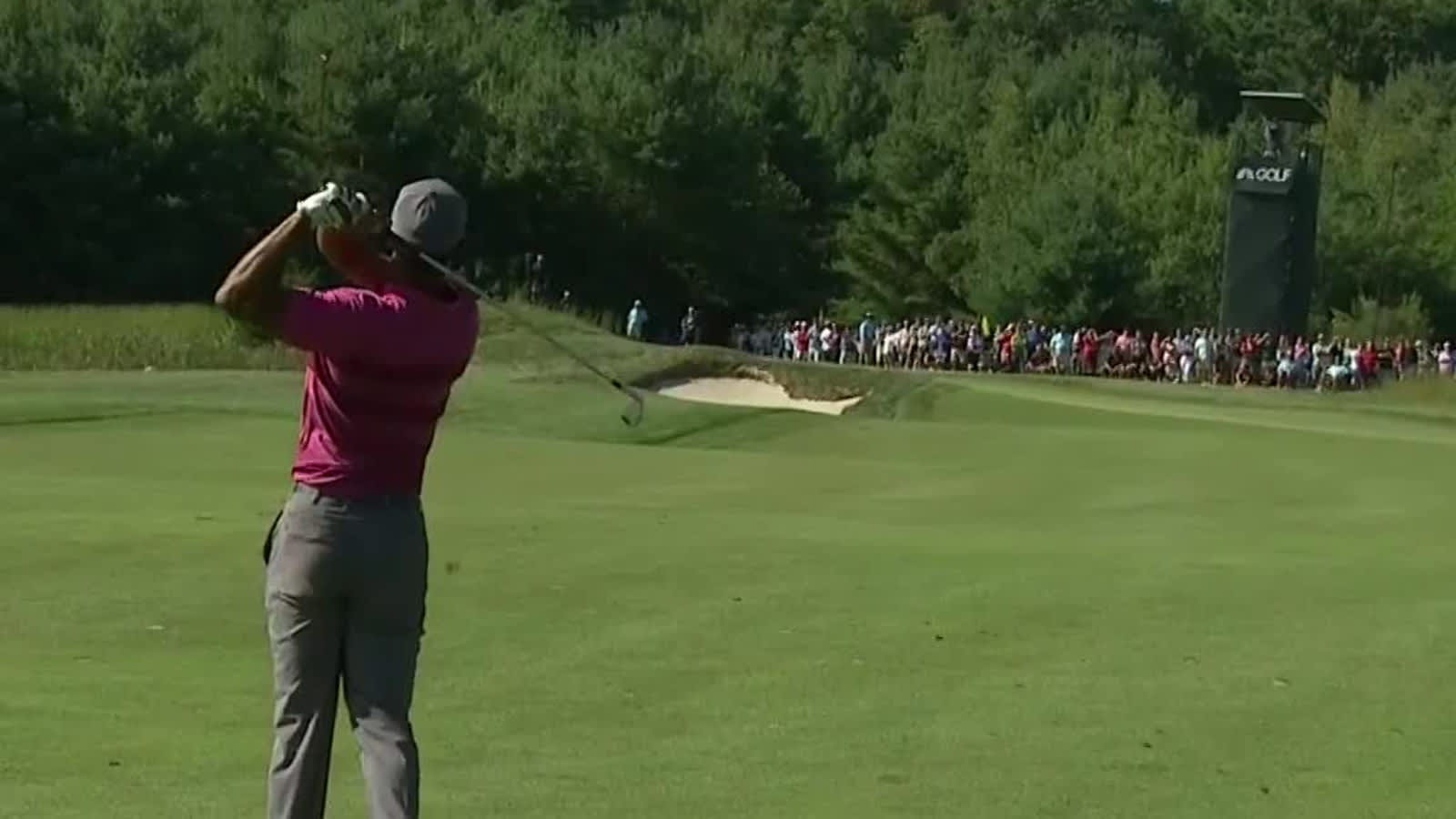 Tiger Woods’ 144-yard approach sets up birdie putt at Dell Technologies