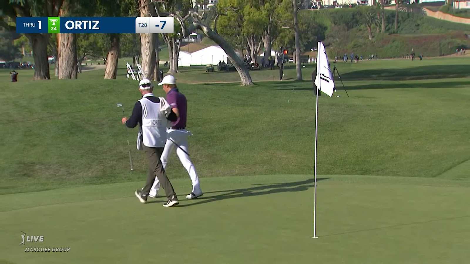 Carlos Ortiz makes short birdie putt at Genesis