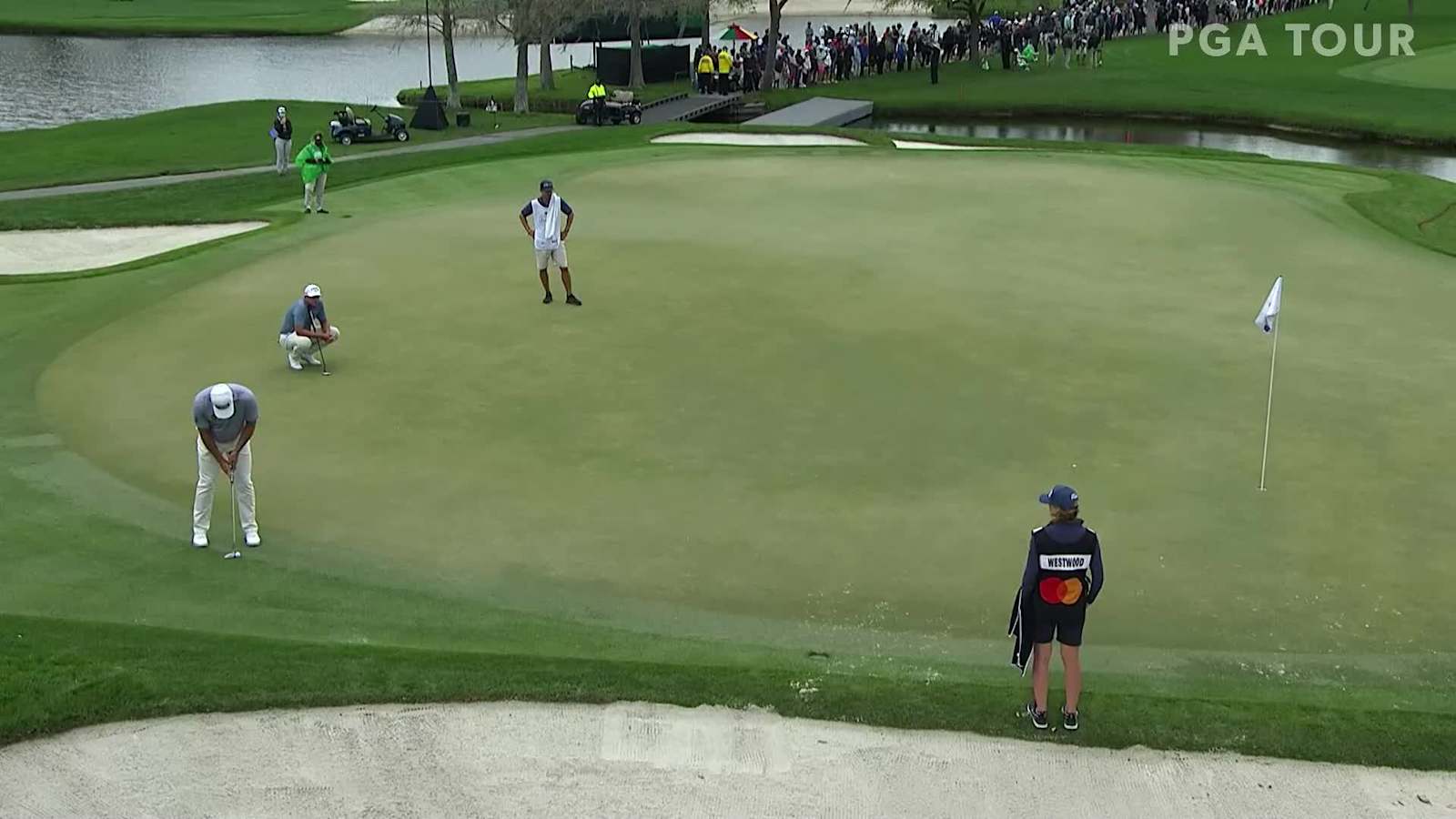 Lee Westwood drains eagle putt from the fringe at Arnold Palmer