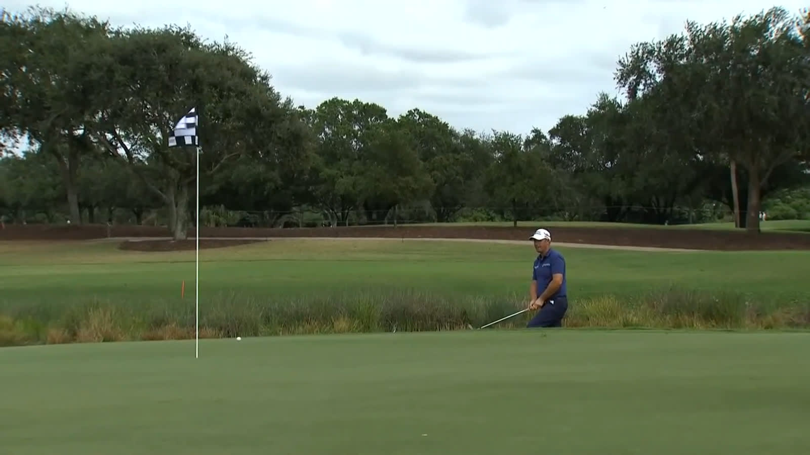 Padraig Harrington gets up-and-down for birdie at The Old Course at Broken Sound