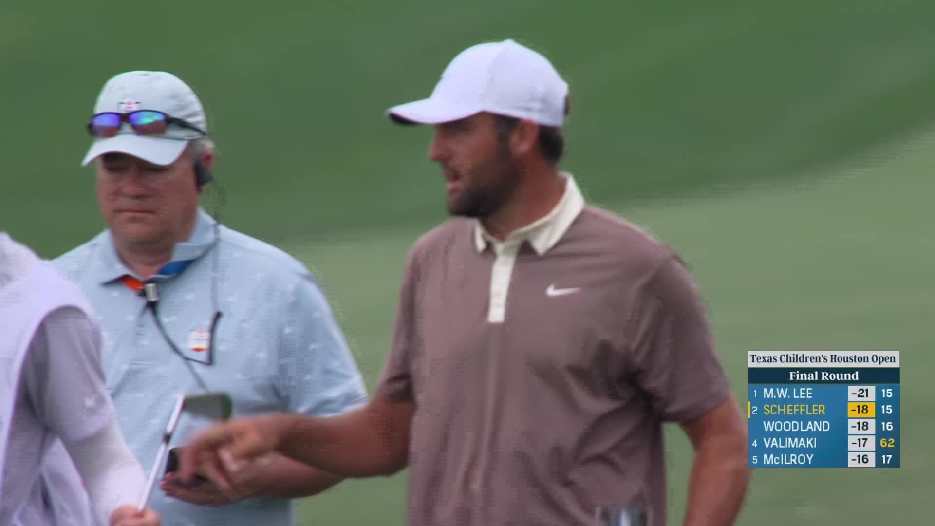 Scottie Scheffler reaches in two and birdies at Houston Open