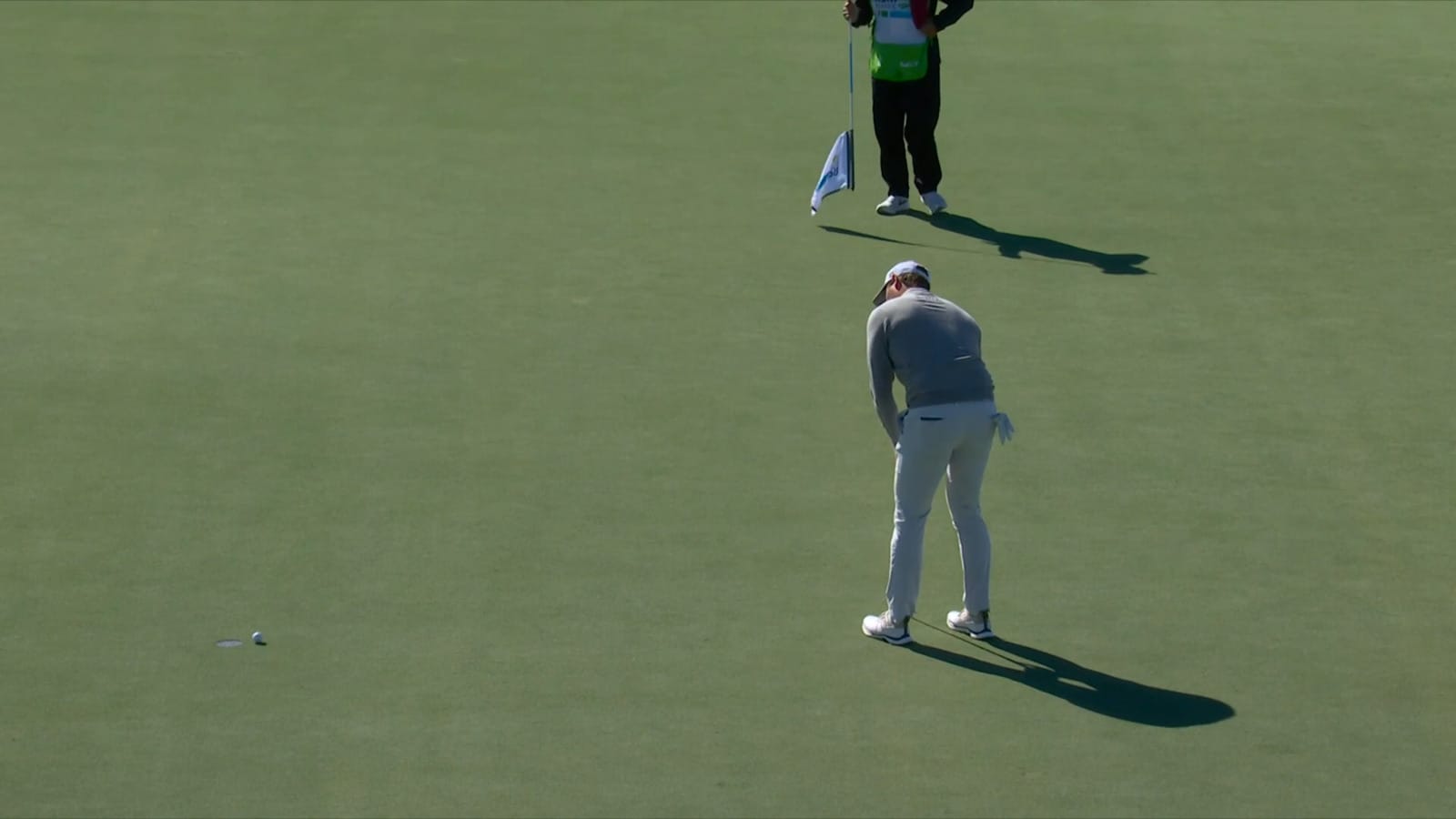 Vince Whaley sends in birdie putt at The RSM Classic