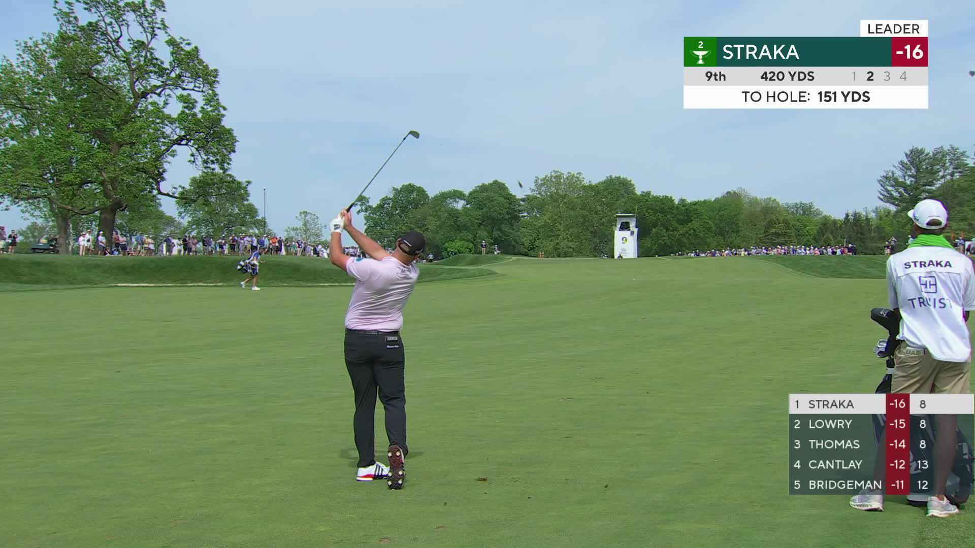 Sepp Straka sinks 28-foot birdie putt to take lead into back nine at Truist Championship