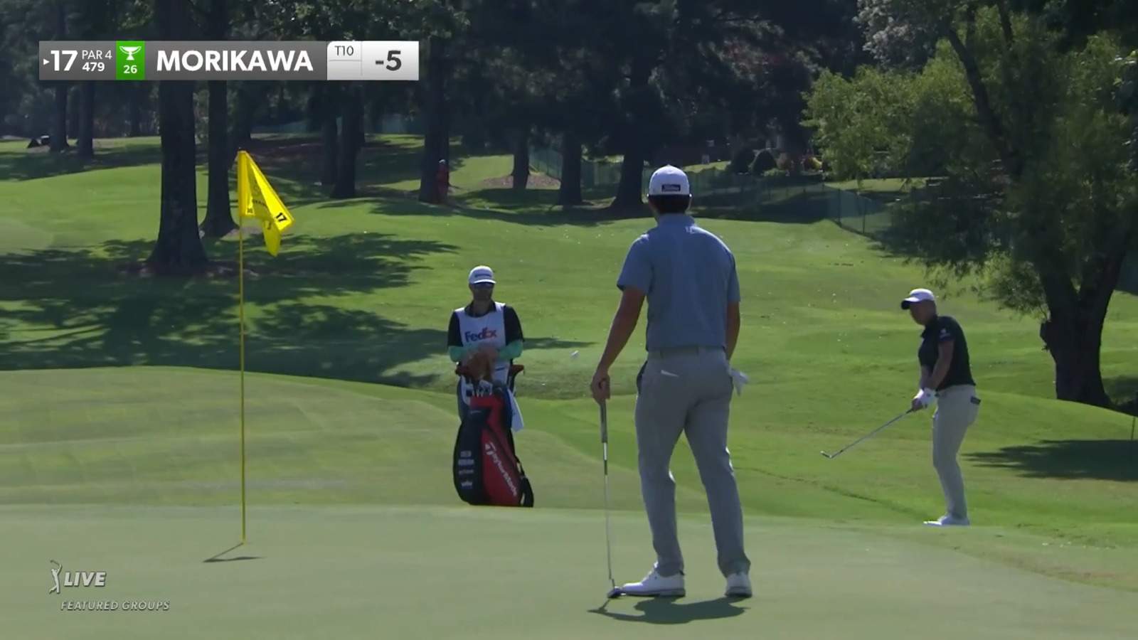 Collin Morikawa chips in for birdie at FedEx St. Jude Champ