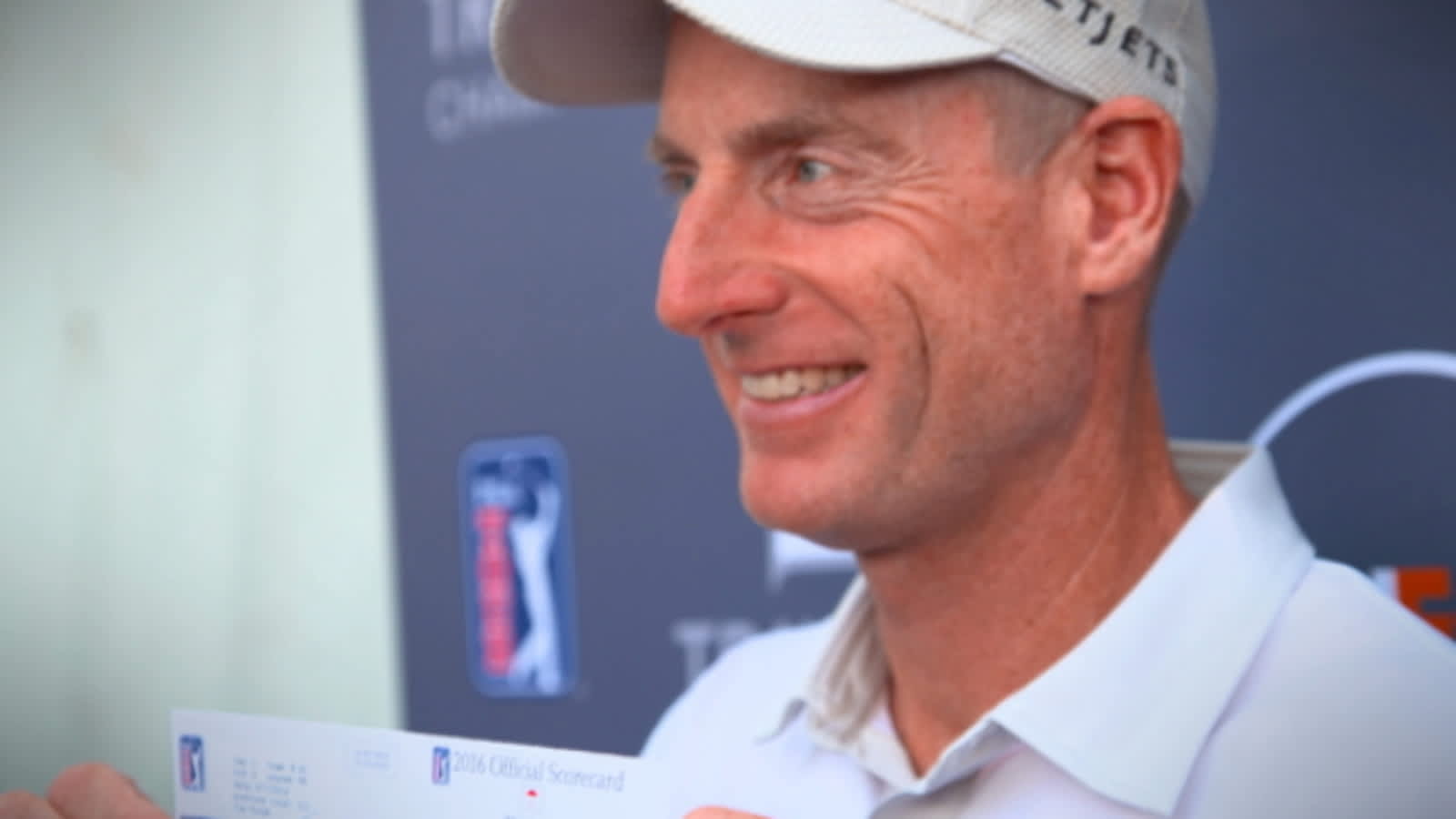 Jim Furyk shoots a record 58 at the Travelers Championship