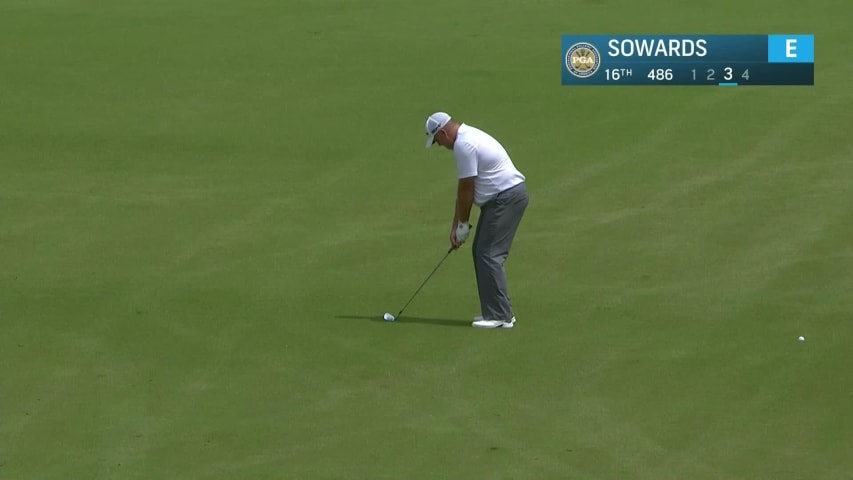 Bob Sowards sticks wedge to salvage par at the KitchenAid Senior PGA