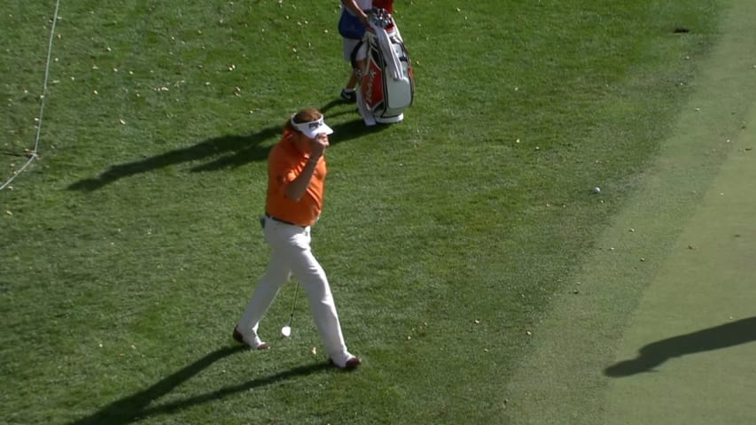 Miguel Angel Jimenez chips in for birdie at Invesco QQQ