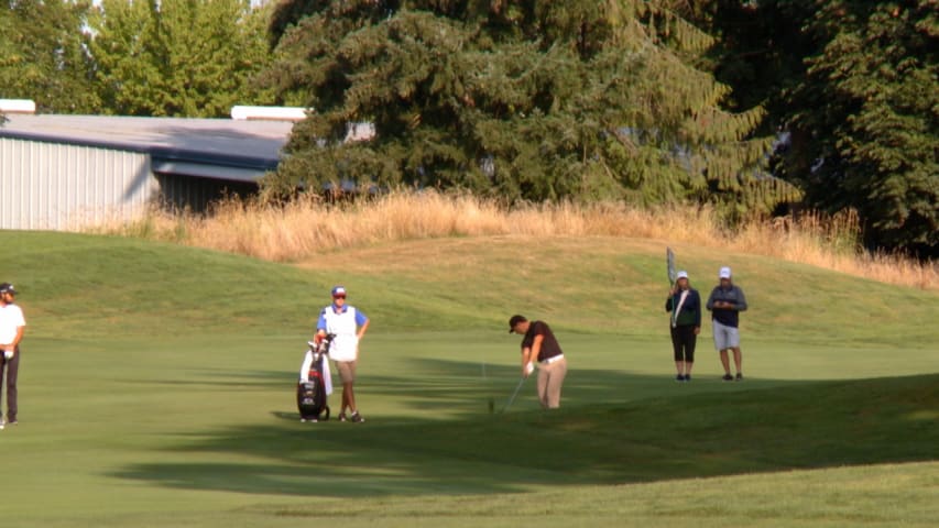 Derek Ernst approach at the 17th hole at WinCo Foods 