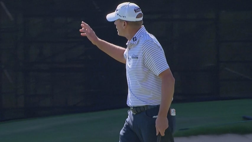 Steve Stricker rolls in 20-foot birdie putt at Tucson Conquistadores