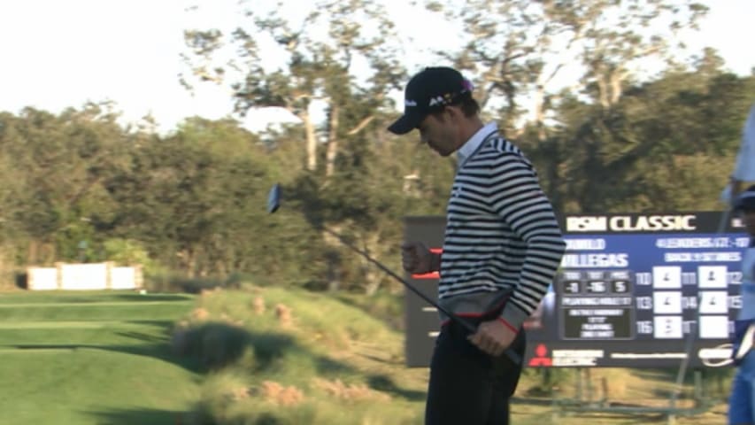 Camilo Villegas drops in a 21-footer at The RSM Classic