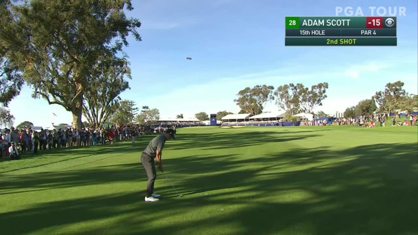 Adam Scott sticks approach to set up birdie at Farmers