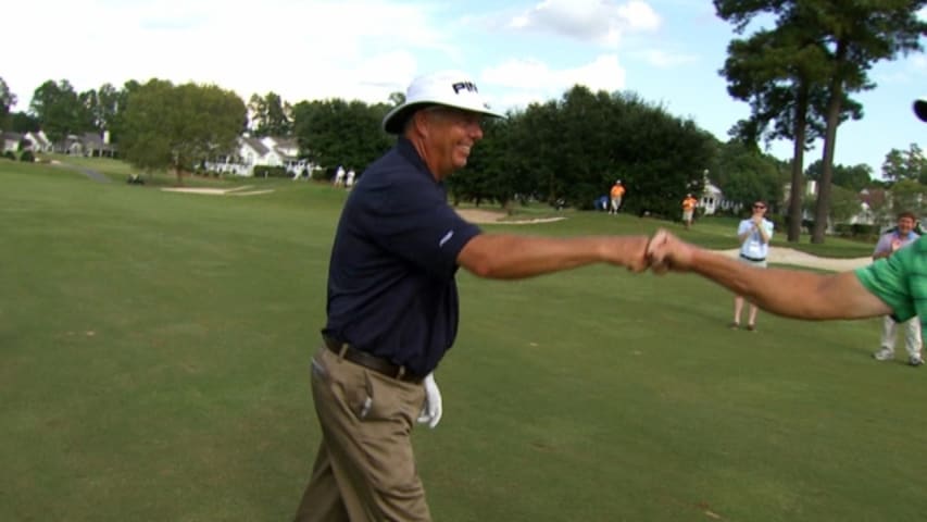 Kirk Triplett's hole-out at the SAS Championship is No.6 shot of 2014