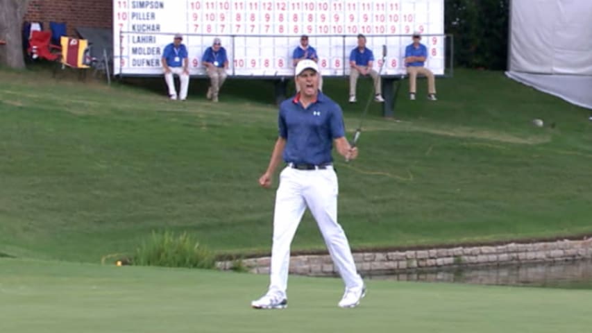 Jordan Spieth holes a stunning birdie putt on No. 16 at DEAN & DELUCA