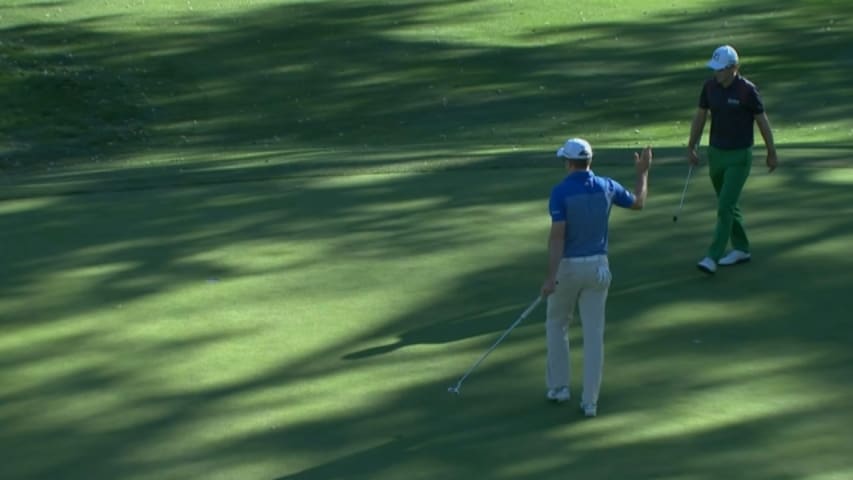 Martin Laird drains birdie putt from 20 feet at Frys.com