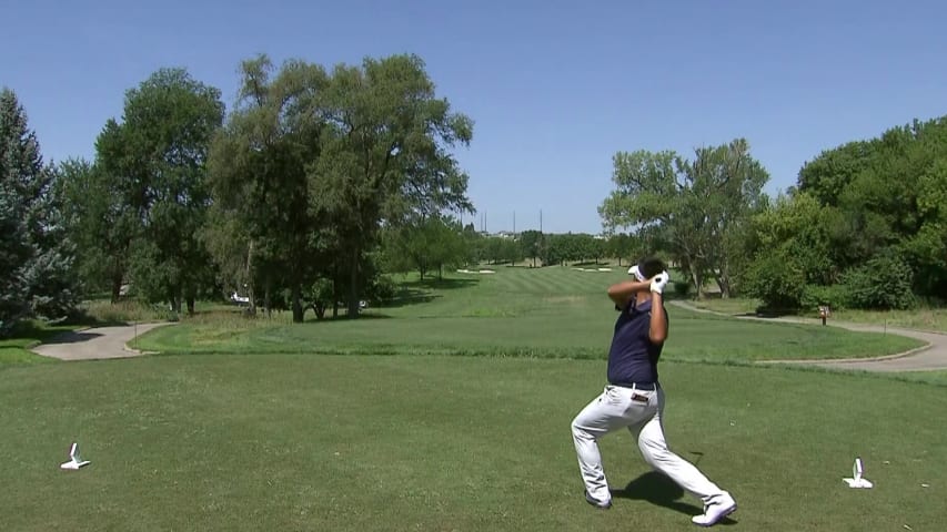 Carl Yuan pulls out his unique swings in Round 1 of the Pinnacle Bank Championship