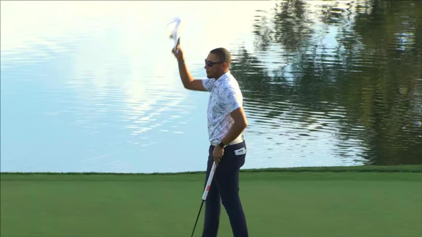 Chase Johnson pulls the string to yield birdie at APGA Farmers