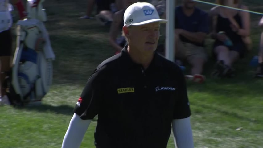 Ernie Els pours in lengthy birdie putt at Sanford International