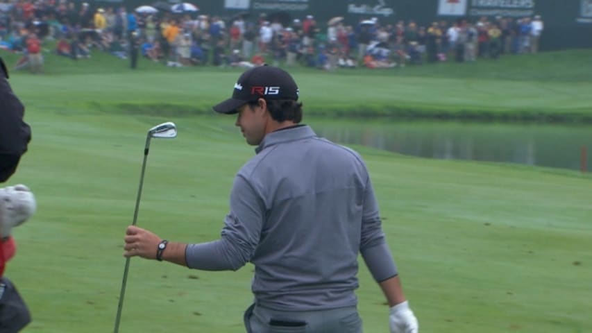 Brian Harman’s approach shot yields birdie on No. 17 at Travelers