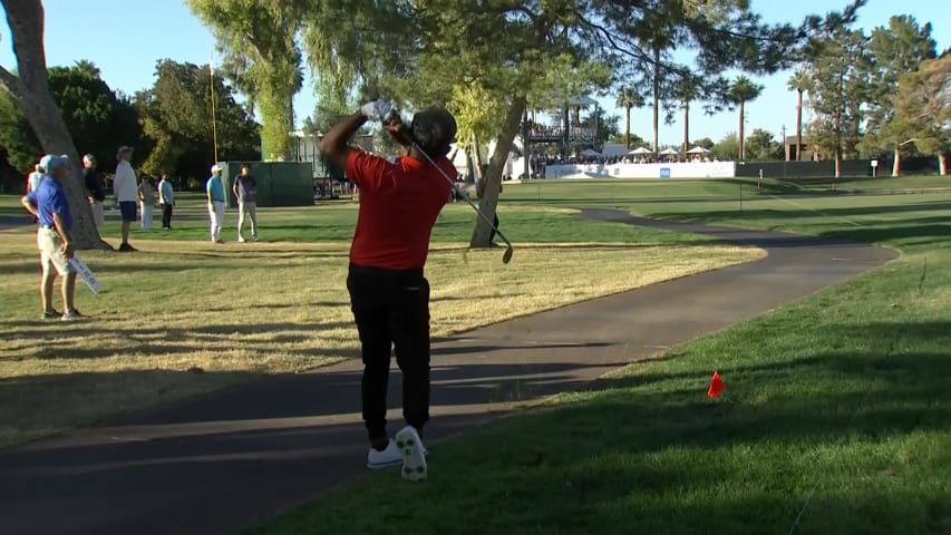 Thongchai Jaidee's impressive approach leads to birdie at Charles Schwab