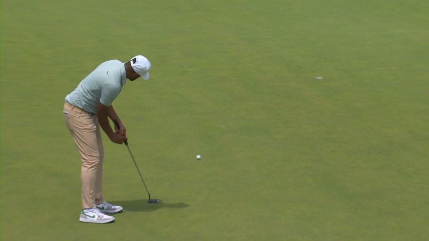 Tony Finau drains 23-footer for birdie at Travelers