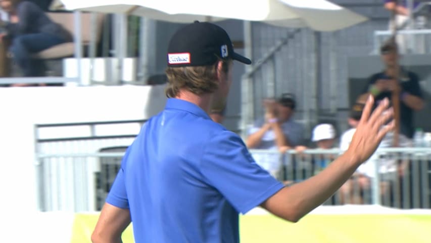 Webb Simpson birdies No. 17 at Waste Management