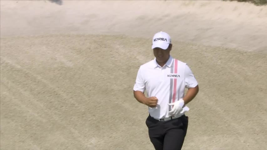 Tom KIm holes out from greenside bunker for eagle at Olympic Men's Golf