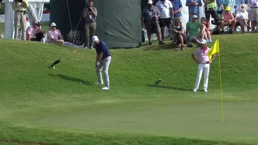 Steve Stricker birdies No. 18 in Round 4 at Tradition