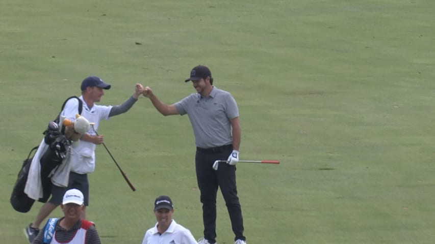 Oscar Fraustro holes out for eagle on No. 17 at United Leasing