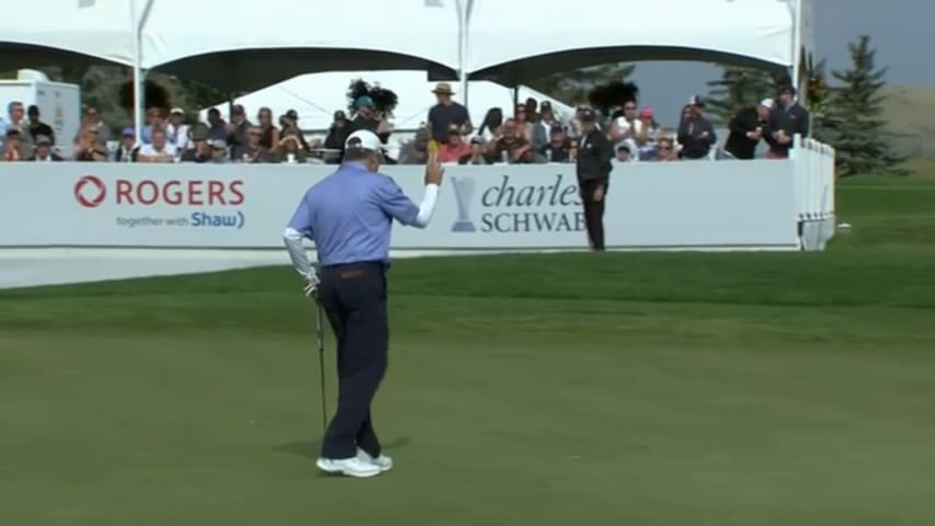 Scott Dunlap curls in lengthy birdie putt at Shaw Charity