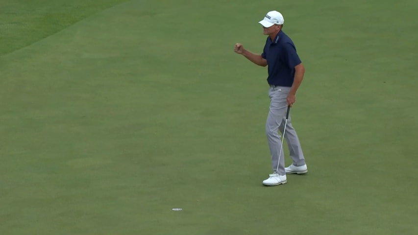 Steve Stricker makes par putt to win Kaulig Co. Championship