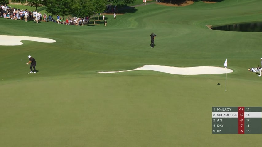 Xander Schauffele chips it close to set up birdie at Wells Fargo