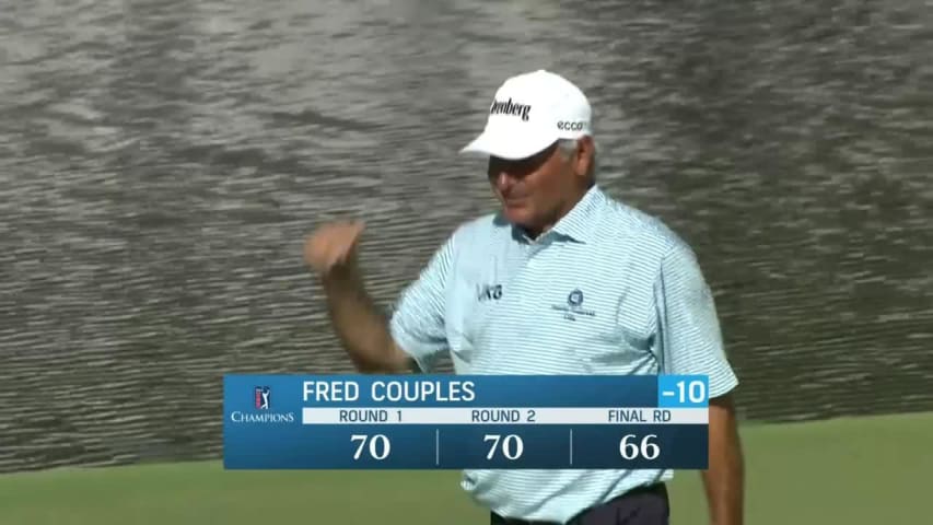 Fred Couples makes birdie on No. 18 at Mitsubishi Electric Classic