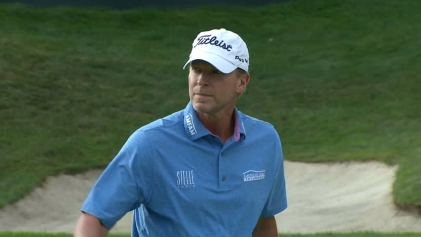 Steve Stricker utilizes the flatstick once again for birdie at 3M Championship