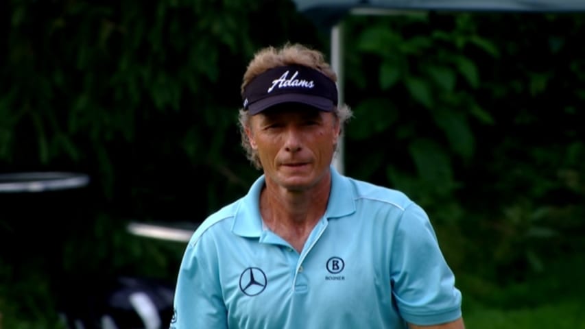 Bernhard Langer's approach at the Senior Players is No. 4 shot of 2014