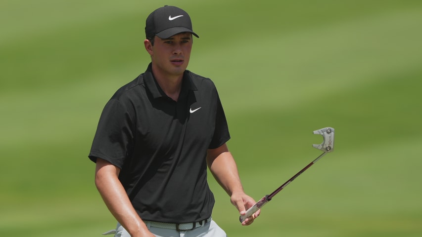 Davis Thompson's chip-in birdie is the Shot of the Day