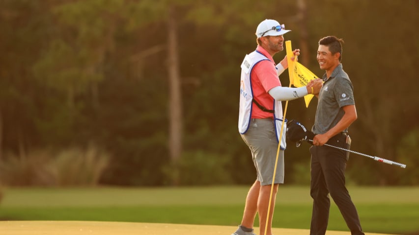 Collin Morikawa pars the 18th to clinch victory at WGC-Workday 