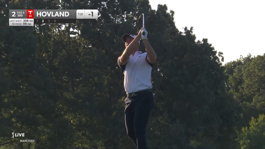 Viktor Hovland wedges it close to set up birdie at FedEx St. Jude