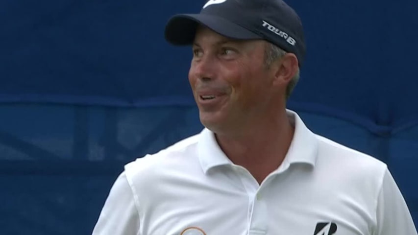 Matt Kuchar closes with birdie to win at Sony Open