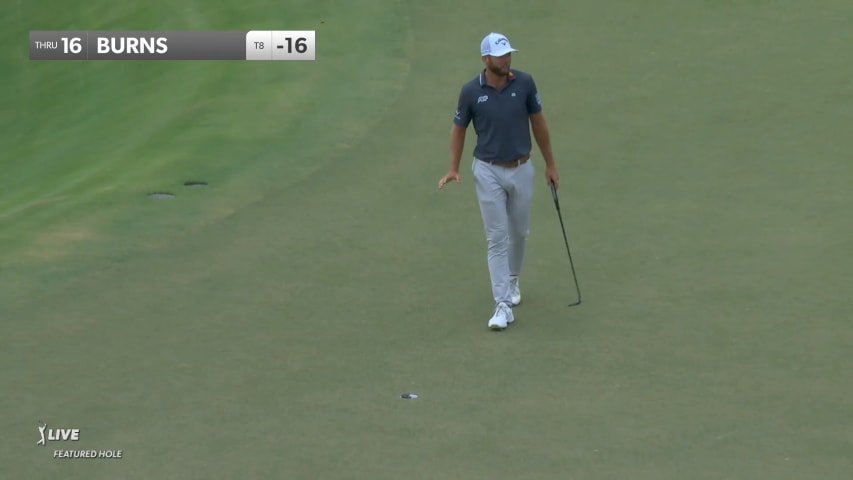 Sam Burns holes a 23-foot birdie putt at TOUR Championship