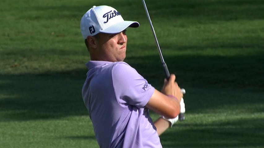 Justin Thomas cards birdie coming down the stretch at the TOUR Championship