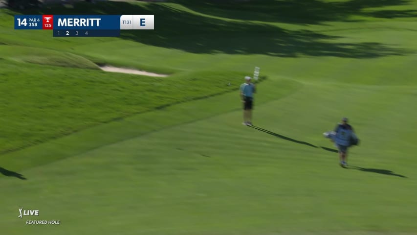 Troy Merritt sinks a 26-foot birdie putt at John Deere