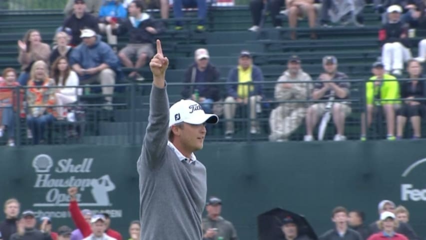 Matt Jones makes a birdie bomb from 46 feet on No. 18 at Shell