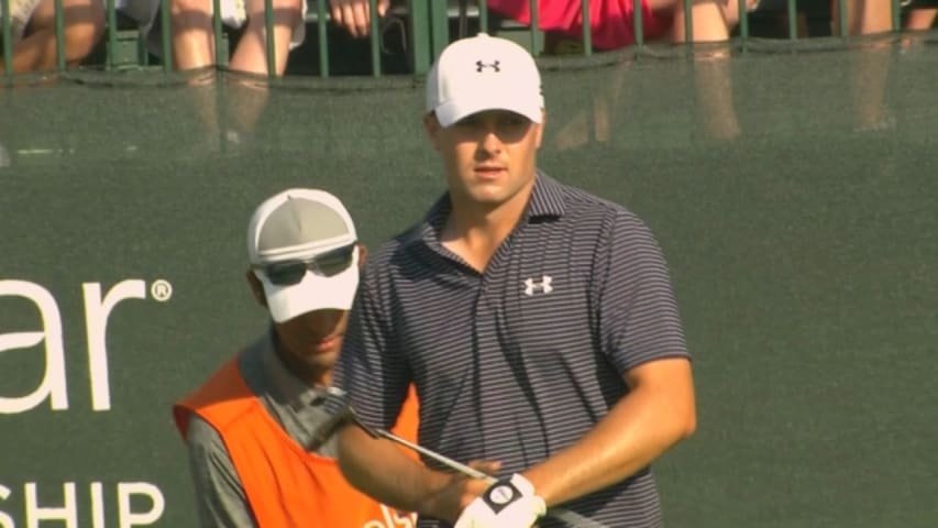 Jordan Spieth saves par from a tough lie on No. 17 at Valspar